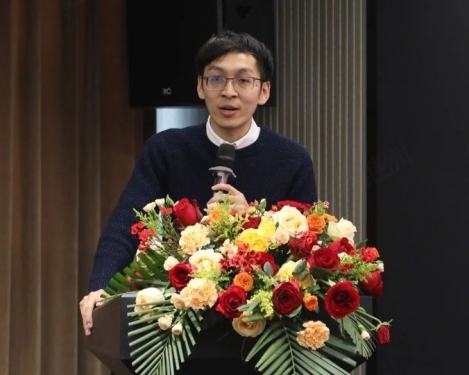 Accelerating Against the Trend, Reaching New Heights with Guangda Technology 丨 Guangda Technology Grandly Holds the 2024 Annual Summary and Award Ceremony and the 2025 Mobilization Conference.